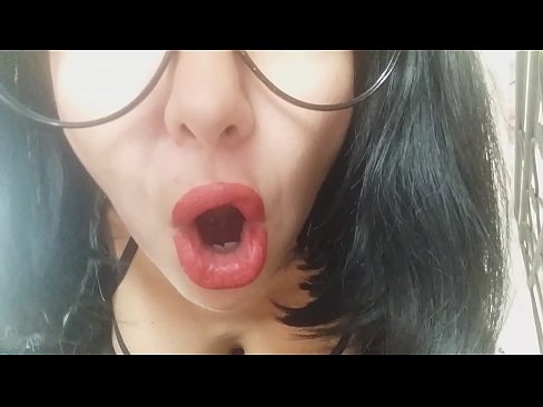 ❤️ Honey, hooyadaa anoo ah hooyadaa kuma ogolaan doonto inaad iskuul aado maanta... aad baan kuugu baahanahay... ️ Galmada dabada ❌